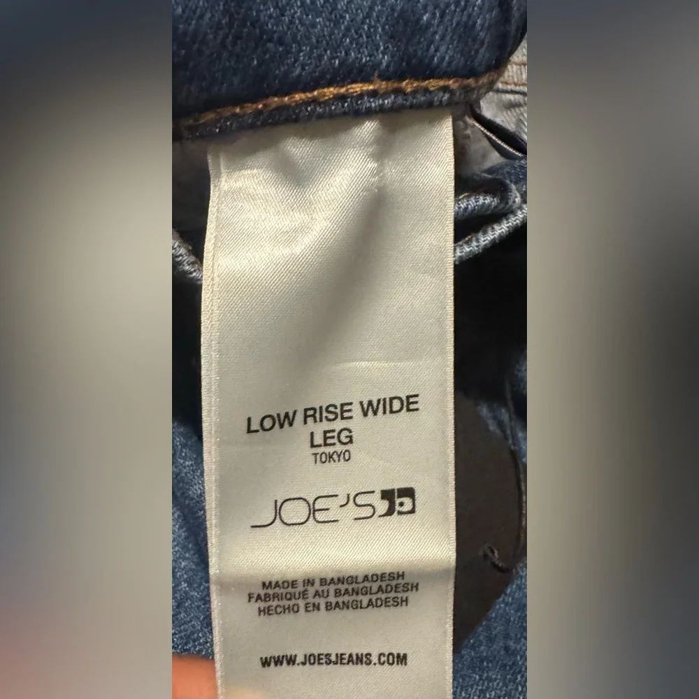 Joe's Jeans Women’s Blue Low Rise Flare & Wide Leg Denim
Sz 28. NWT - Picture 2 of 15